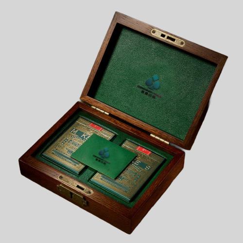 Custom Blue Core Gold Foil Playing Cards
