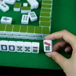 Mahjong Set - Blue & Green Melamine Tiles (24x15x10mm)
